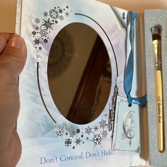 ELF Disney Elsa Snow and Ice Beauty Book Makeup - Picture 8 of 16